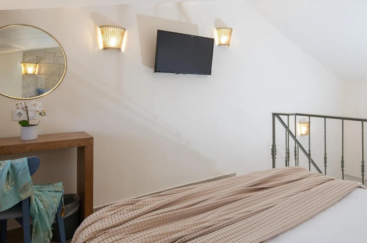 Kseynasa Suites Nikiti